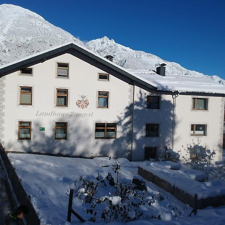 Landhaus Zangerl - Kobelerhof Ландек Екстериор снимка