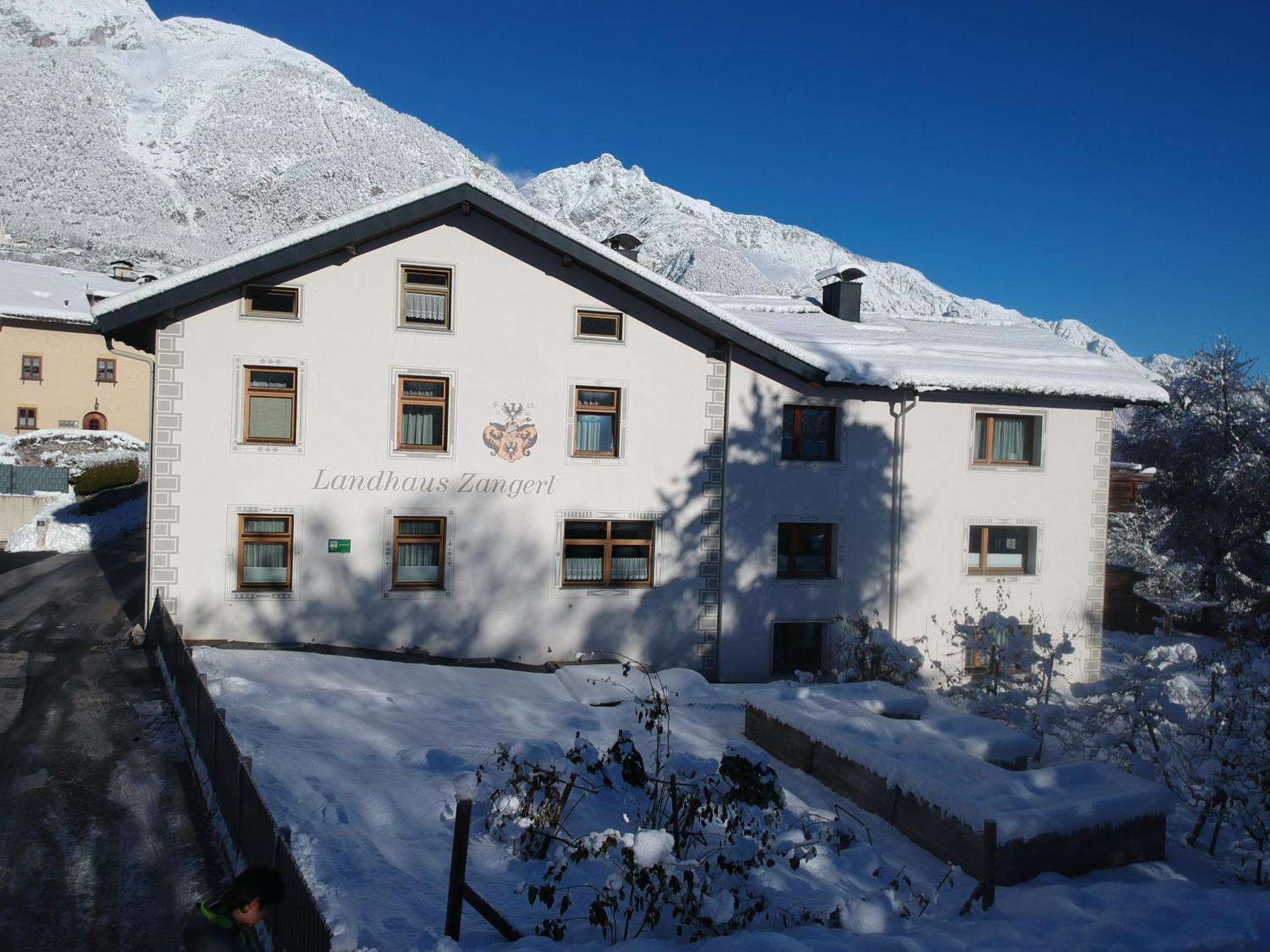 Landhaus Zangerl - Kobelerhof Ландек Екстериор снимка