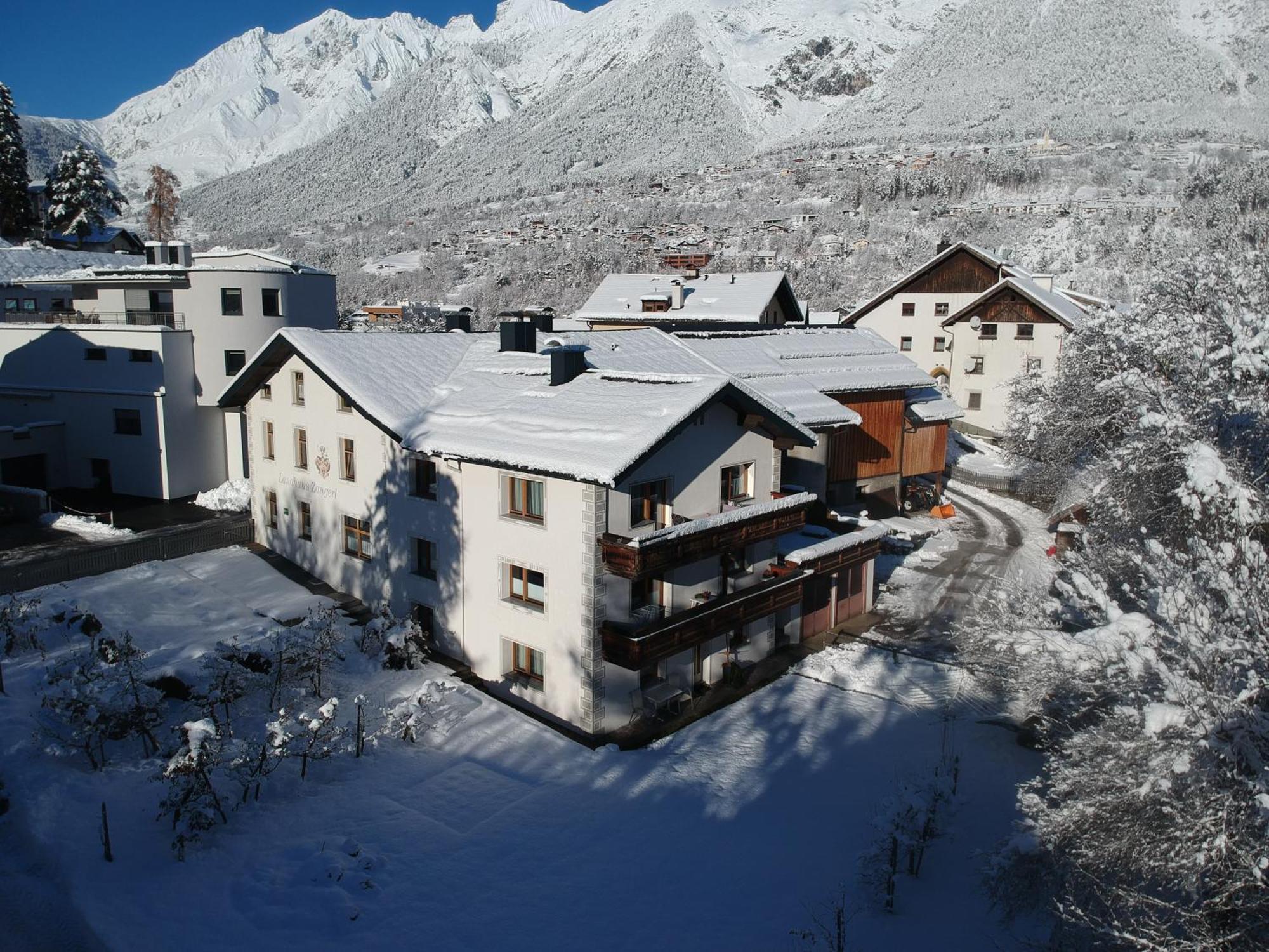 Landhaus Zangerl - Kobelerhof Ландек Екстериор снимка